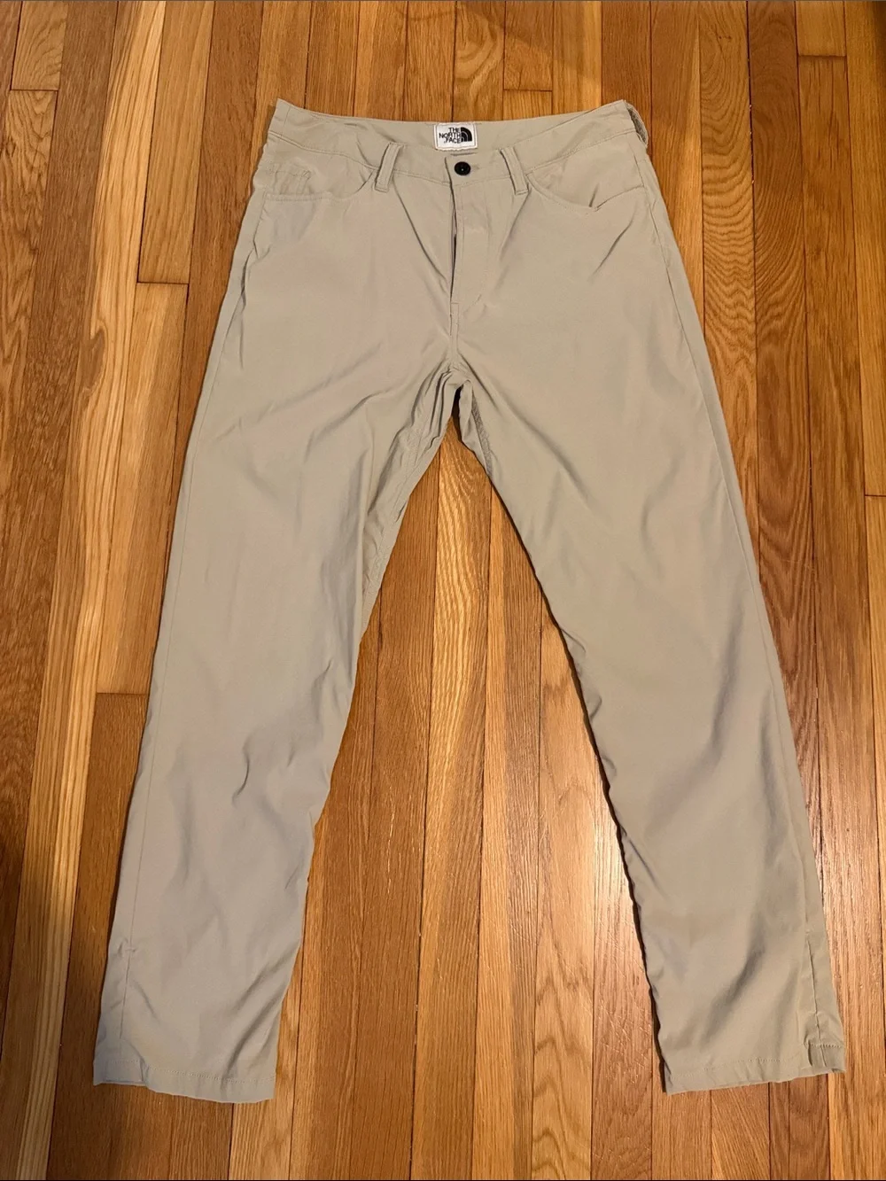 The North Face Men’s Khaki 5 Pocket Pant 32